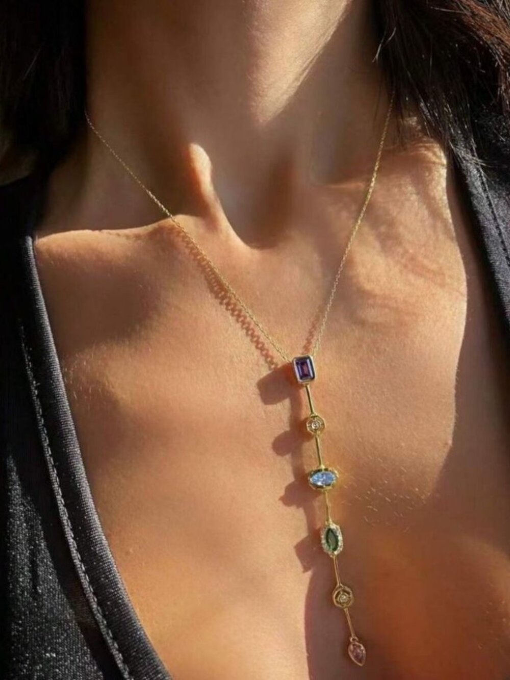 Gemstone drop Necklace 1687